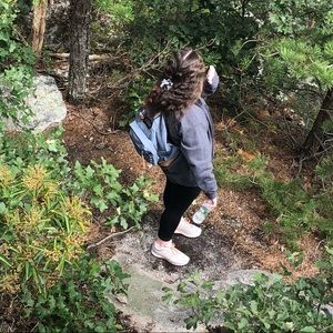 Meet your Posher, Anna